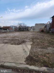 308 4TH STREET