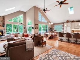 807 WYNONAH DRIVE