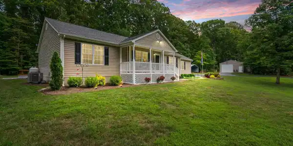 423 CUCKOOS NEST DRIVE