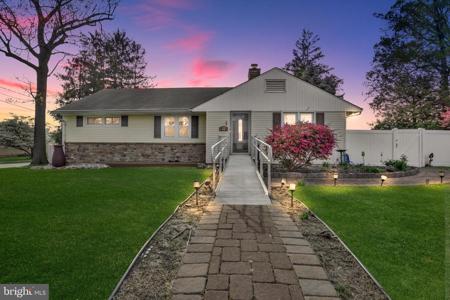 550 CEDAR STREET