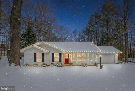 7439 WASHINGTON DRIVE