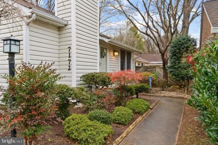 7172 ATTIC WINDOW WAY
