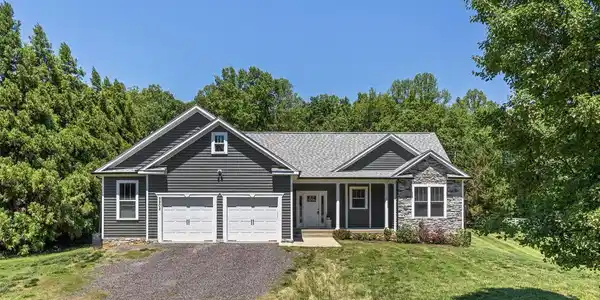 5802 WILLOW TREE COURT