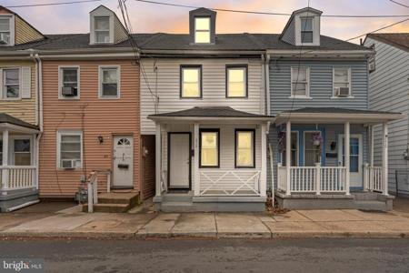 212 YORK STREET