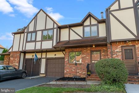 9 ARAGON COURT