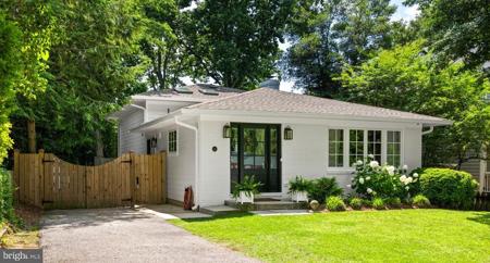 8 LAWRENCE AVENUE