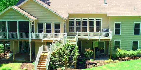 436 TWIN LAKES LANE