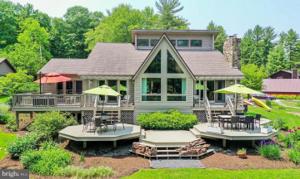 672 WHITE OAK DRIVE