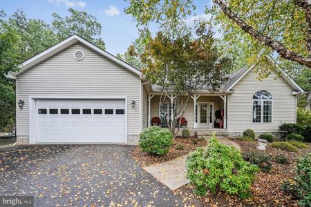 119 LAKE SHORE DRIVE