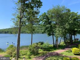 11 MIDLAKE DRIVE