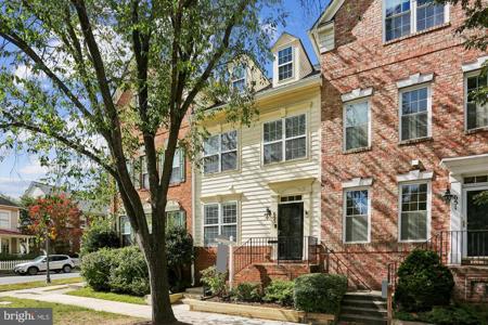 655 GATESTONE SQUARE STREET