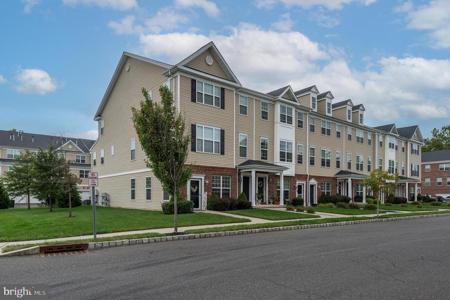 127 RIVERWALK