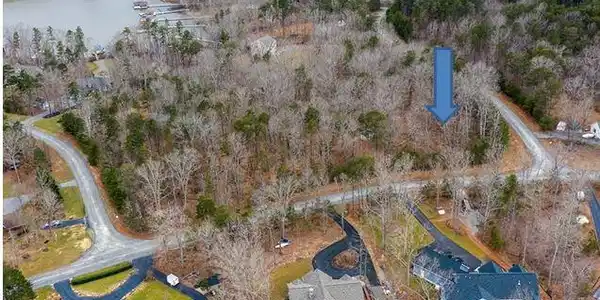44 HENSLEY ROAD