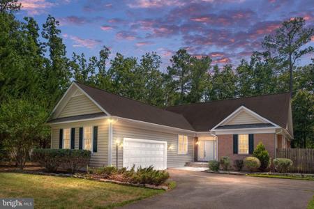 10808 CEDAR CREEK DRIVE