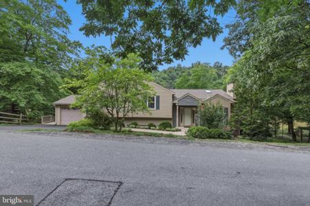 6720 LAKERIDGE ROAD