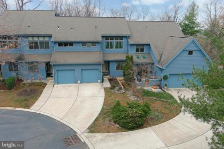 11 STURBRIDGE COURT