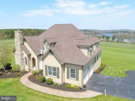 9 MOORINGS WAY