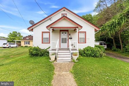 918 COLUMBUS ROAD