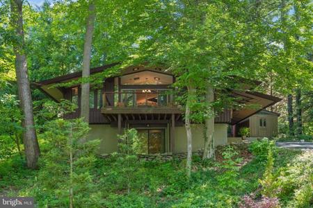 10602 OLD BARN ROAD