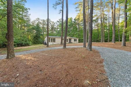 1109 EASTHAM ROAD