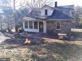 852 DEEP CREEK DRIVE