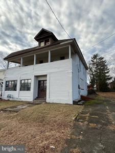 414 COLUMBIA BOULEVARD