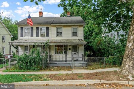 841 2ND STREET