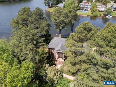 25 BOLLING CIR