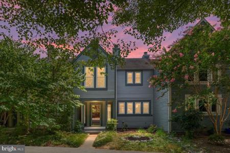 2086 LAKE AUDUBON COURT