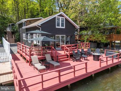 36 LAKE DRIVE