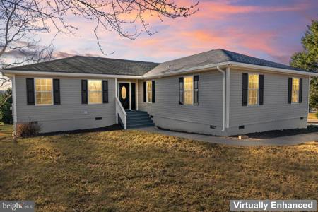 231 DERBY LANE