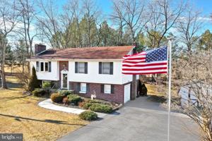 27 HOWARD DRIVE