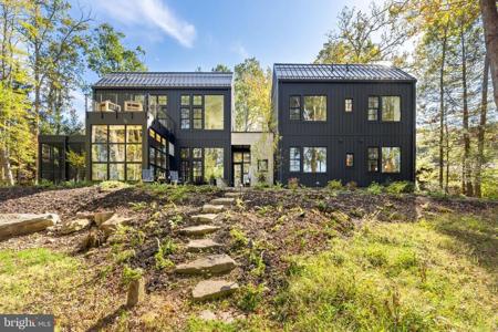 282 MCCOMAS BEACH TERRACE