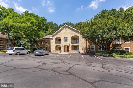 5804 COVE LANDING ROAD