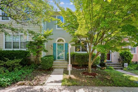 20016 LAKE PARK DRIVE