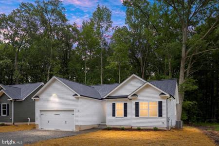 62 ROSE WAY