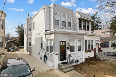 844 HUDSON STREET