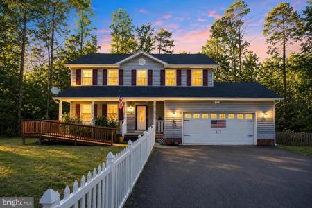 24 SIMMONS COVE