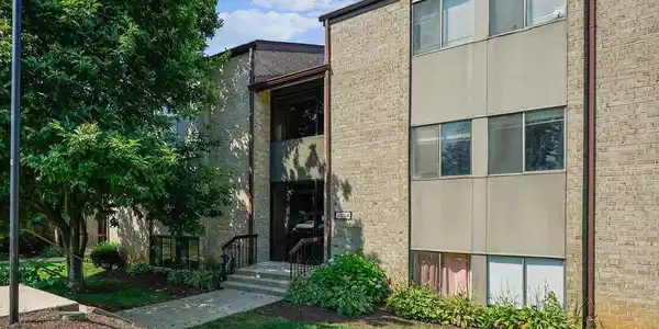 18910 SMOOTHSTONE WAY