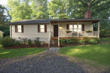 733 CANTERBURY DRIVE