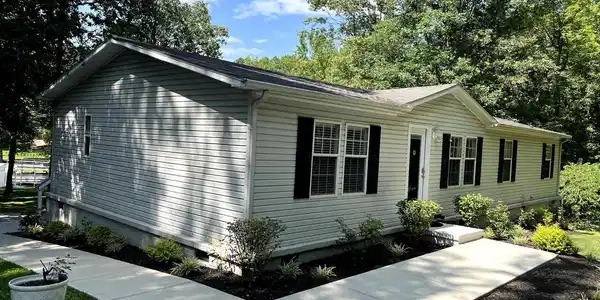 3322 RIVER BEND COURT