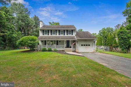 8 HIGH ACRES DRIVE