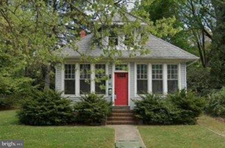 606 HIGHLAND AVENUE
