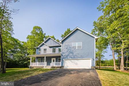 124 PATRICK HENRY COURT