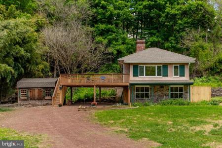 6 QUARRY ROAD