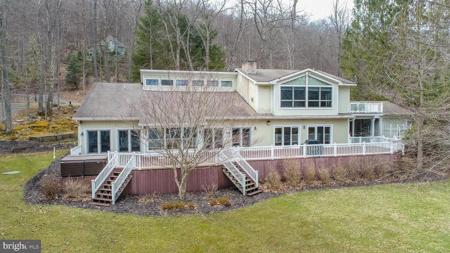 1909 MARSH HILL ROAD