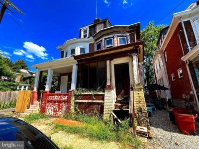 12 LASALLE AVENUE
