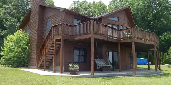 367 SECLUSION SHORES DRIVE