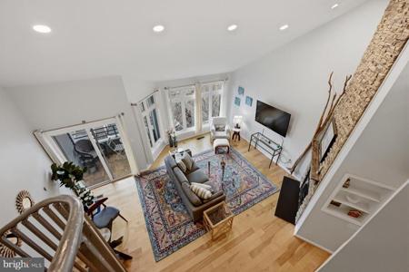 1136 LAKE HERON DRIVE