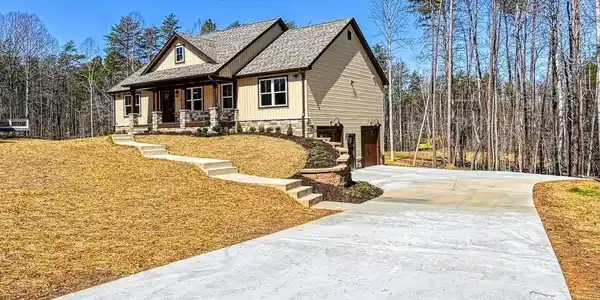 2143 PEACH GROVE RD.